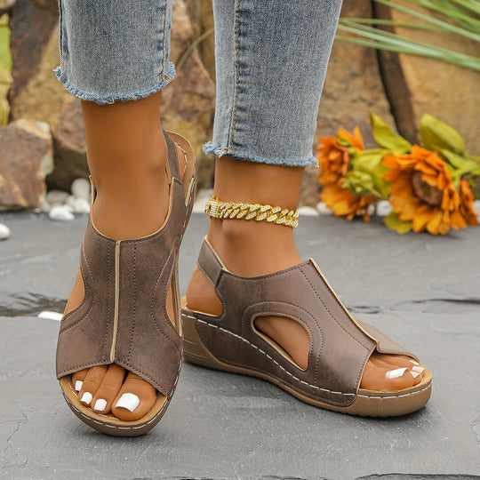 Benigna | Slingback Comfort Wedge