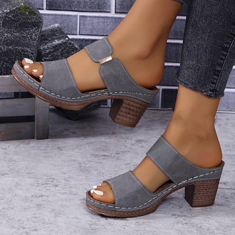 Marietta | Stitched Block Slide