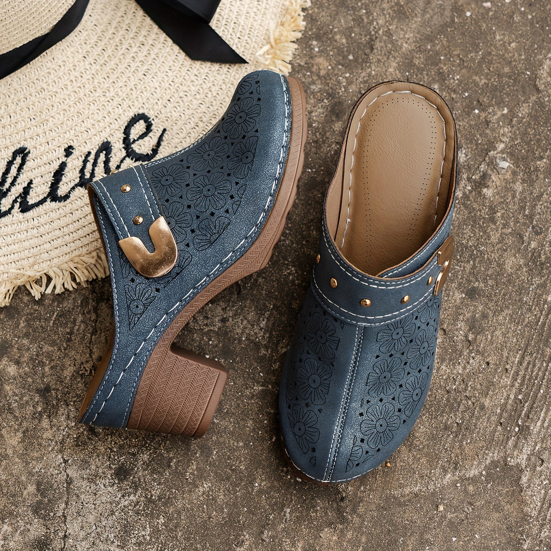 Pia | Perforated Leather Mule