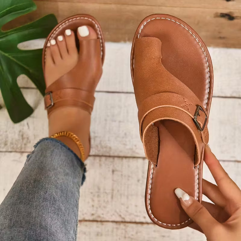 Arabella | Toe Loop Comfort Slide