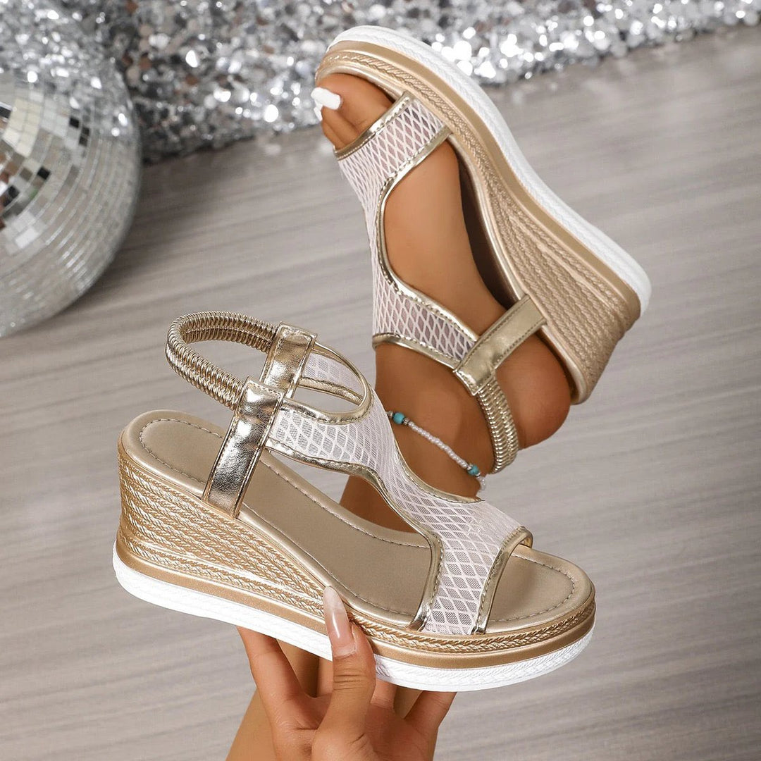 Coralia | Mesh Comfort Wedge