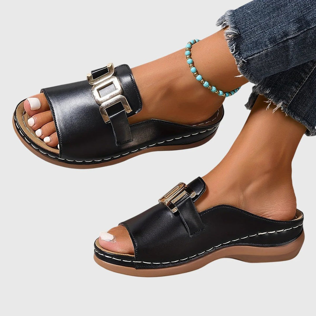 Amaranta | Comfort Buckle Slide Sandals